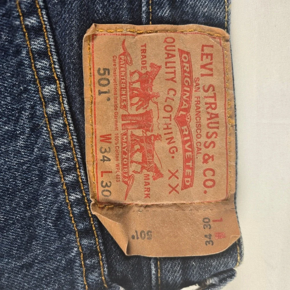Levis 501 34x30 Blue Straight Leg Button Fly Denim Jeans Men's Classic Dark Wash